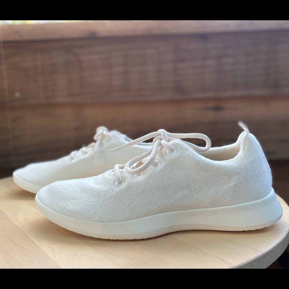 Allbirds Wool Runners. Natural White. Size 10.